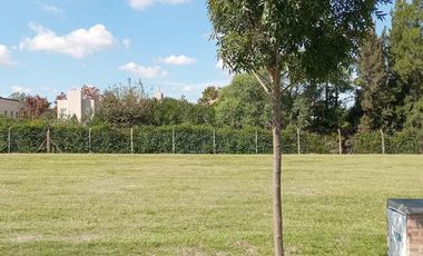 VENTA lote / terreno doble, Los Cardos, Pilar