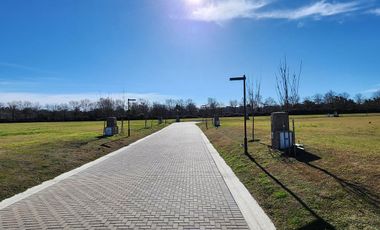 VENTA lote / terreno doble, Los Cardos, Pilar