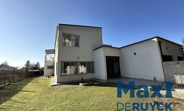 Casa moderna en El Pato