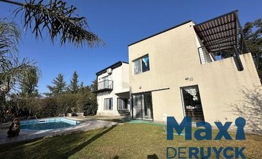 Casa moderna en El Pato