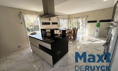 Casa moderna en El Pato