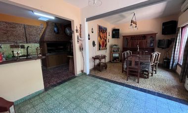 CHALET 3 ambientes VENTA Remedios de Escalada