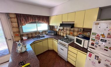 CHALET 3 ambientes VENTA Remedios de Escalada