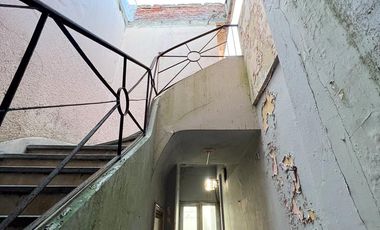 Terreno en Zona Centro - Jujuy al 2000 - Dimensiones 8,66 m x 34 m (295m2)