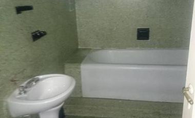 Departamento Tipo Casa en Venta en Lanus Este