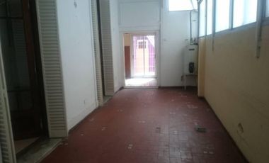 Departamento Tipo Casa en Venta en Lanus Este