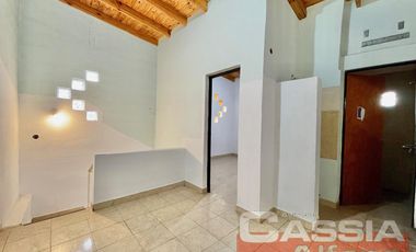 PH en  CONDOMINIO MUY LUMINOSO, 50 m2, DOS DORMITORIOS, SIN EXPENSAS, PATIO