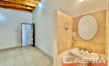 PH en  CONDOMINIO MUY LUMINOSO, 50 m2, DOS DORMITORIOS, SIN EXPENSAS, PATIO