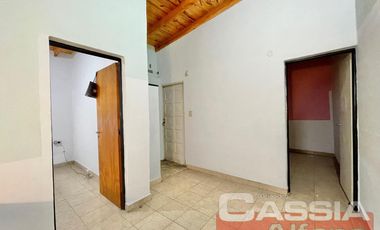 PH en  CONDOMINIO MUY LUMINOSO, 50 m2, DOS DORMITORIOS, SIN EXPENSAS, PATIO