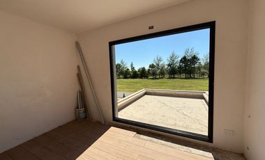 Casa en  venta en La Rinconada barrio cerrado - en construcción - permuta
