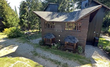 Dos cabañas en venta sobre la ruta 77, a metros de la cervercería Patagonia - Bariloche
