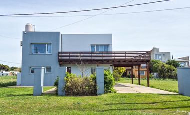 Casa de 4 amb a pasos del mar La Caleta