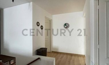 HERMOSA CASA EN VENTA – URB. HIGUERETA, SURCO