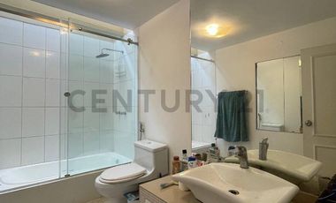 HERMOSA CASA EN ALQUILER – URB. HIGUERETA, SURCO