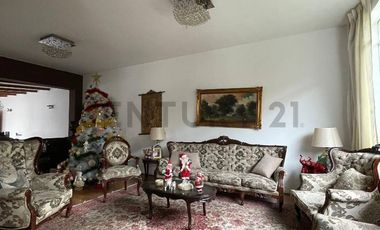 HERMOSA CASA EN ALQUILER – URB. HIGUERETA, SURCO