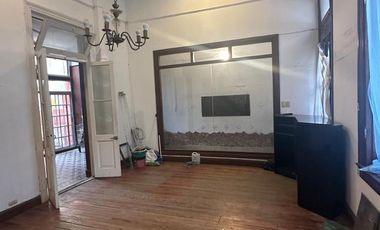 VENTA-CASA- 5 AMB -MACROCENTRO - RUBROS VARIOS-COMERCIAL-VIVIENDA - OPORTUNIDAD