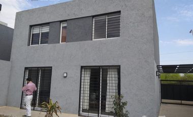 Venta Dupex de Tres Dormitorios en Tejas del Sur