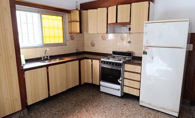 PH APTO CREDITO 7 Ambientes C/Patio y Quincho sobre 2 Plantas 187m2 Venta-Wilde.