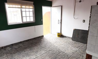 PH APTO CREDITO 7 Ambientes C/Patio y Quincho sobre 2 Plantas 187m2 Venta-Wilde.