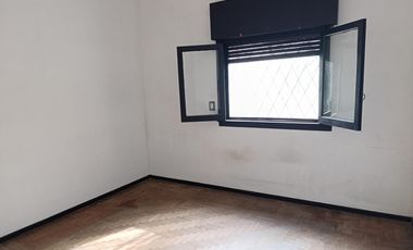 PH APTO CREDITO 7 Ambientes C/Patio y Quincho sobre 2 Plantas 187m2 Venta-Wilde.