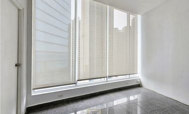 Oficina en Alquiler – Torre Banesco (Ocean Business Plaza), Marbella.