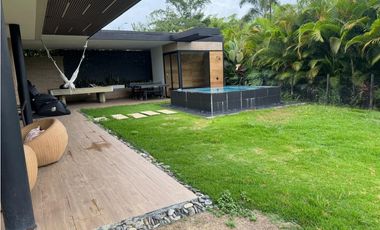 CASA CAMPESTRE MODERNA CON  JACUZZI