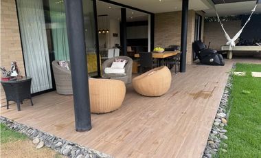 CASA CAMPESTRE MODERNA CON  JACUZZI