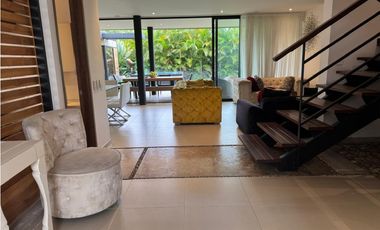 CASA CAMPESTRE MODERNA CON  JACUZZI