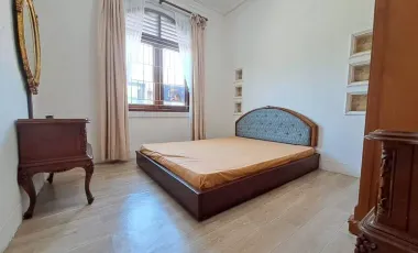 Disewakan Rumah Asri Margorejo Indah, Dalam Cluster Eksklusif, Kamar AC, Shower Panas/Dingin, 150Jt/Th