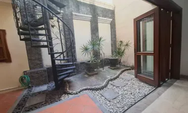 Disewakan Rumah Asri Margorejo Indah, Dalam Cluster Eksklusif, Kamar AC, Shower Panas/Dingin, 150Jt/Th