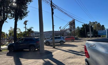 LOCAL GONDOLA EN ALQUILER  COMPLEJO  ALL CANNING