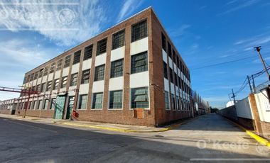 Galpón en  ALQUILER - La bernalesa