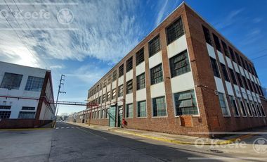 Galpón en  ALQUILER - La bernalesa