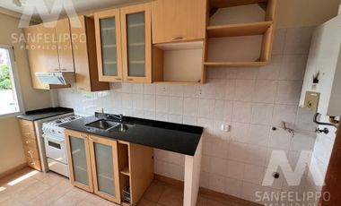 Departamento con Cochera en alquiler en el centro de Wilde, Avellaneda