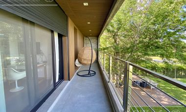 Casa  en venta en Greenville  de 7 ambientes con pileta con detalles de categoria !