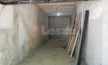 Casa de 3 ambientes al frente - Lanús Oeste