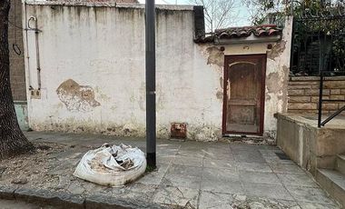 Cerri al 1000. Casa en La Boca