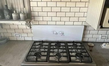 Oportunidad en  Barrio El Zorzal: Casa con Detalles Premium y Amplio Terreno