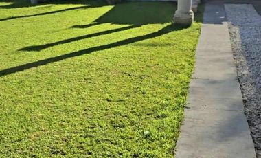 Oportunidad en  Barrio El Zorzal: Casa con Detalles Premium y Amplio Terreno