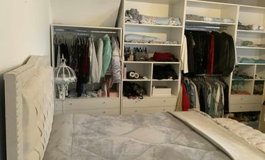 Oportunidad en  Barrio El Zorzal: Casa con Detalles Premium y Amplio Terreno