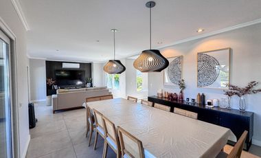 VENTA- HERMOSA CASA EN ALTOS DE CAMPO GRANDE