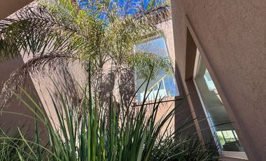 VENTA- HERMOSA CASA EN ALTOS DE CAMPO GRANDE