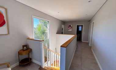 VENTA- HERMOSA CASA EN ALTOS DE CAMPO GRANDE