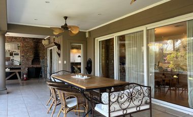 Casa en venta con Renta en La Lomada de Pilar