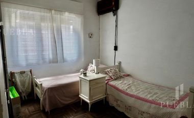 Venta casa de 3 ambientes con depósito al fondo – Beccar