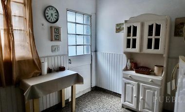 Venta casa de 3 ambientes con depósito al fondo – Beccar