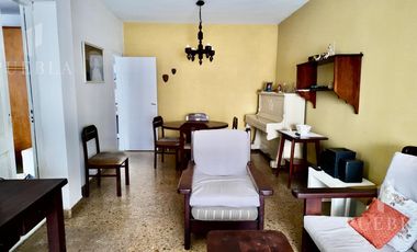 Venta casa de 3 ambientes con depósito al fondo – Beccar