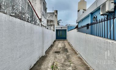 Venta casa de 3 ambientes con depósito al fondo – Beccar
