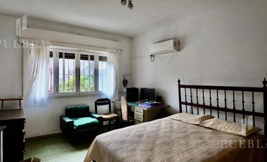 Venta casa de 3 ambientes con depósito al fondo – Beccar