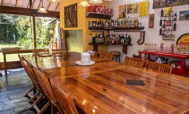 Chalet en venta. 4 dormit. 3 baños.Garage doble. Parque